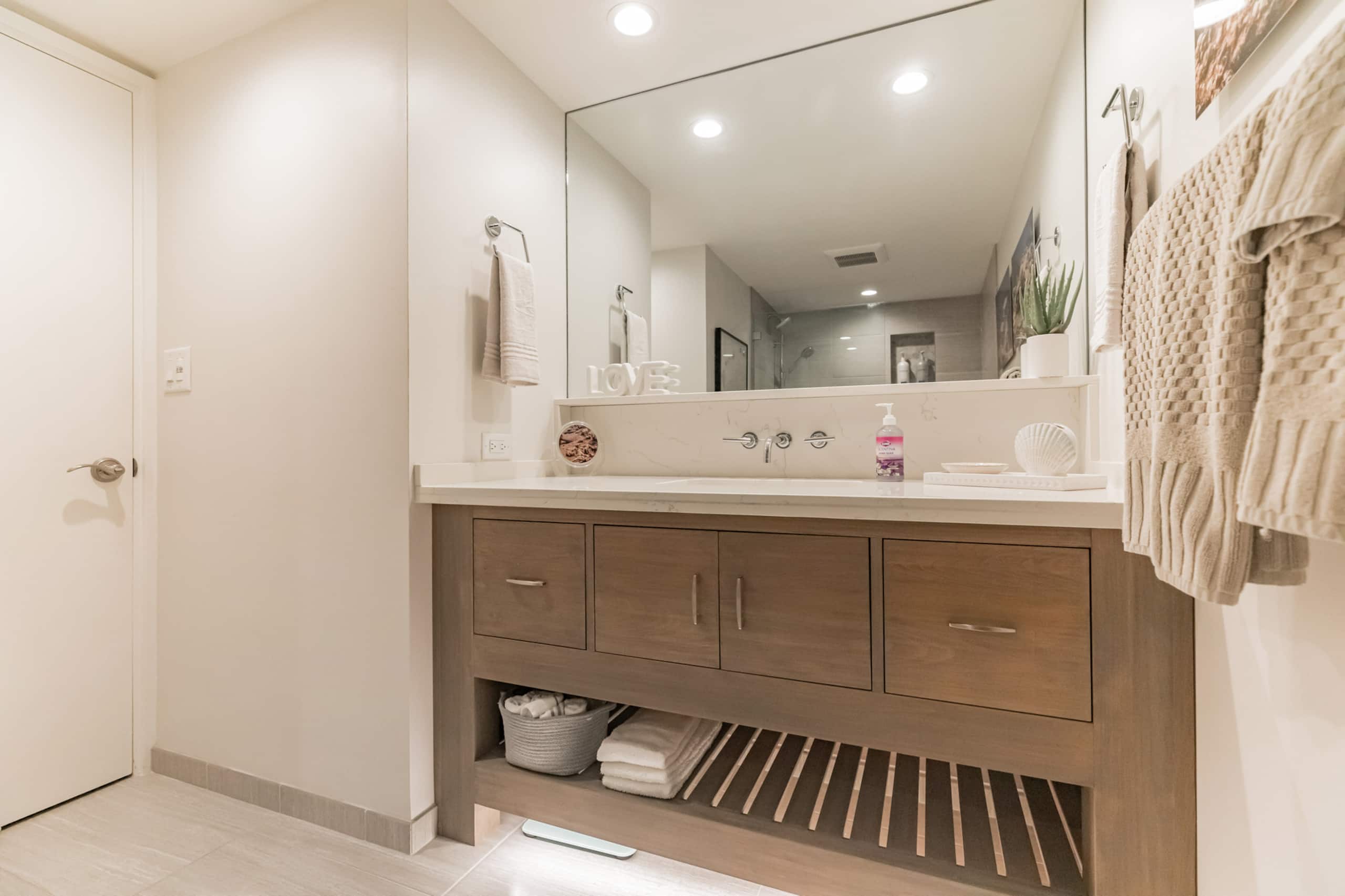 Fab Kihei Condo across frombeach - Image 8