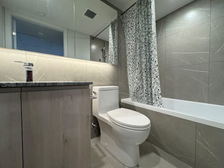 Downtown Center New Apartment - Vancouver