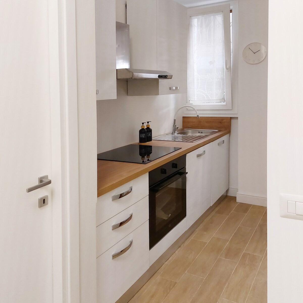 Top performing Airbnb: Rome, Italy in Roma