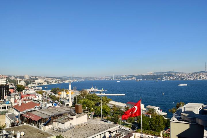 Bosphorus view/ Balcony /Central location gallery image 4