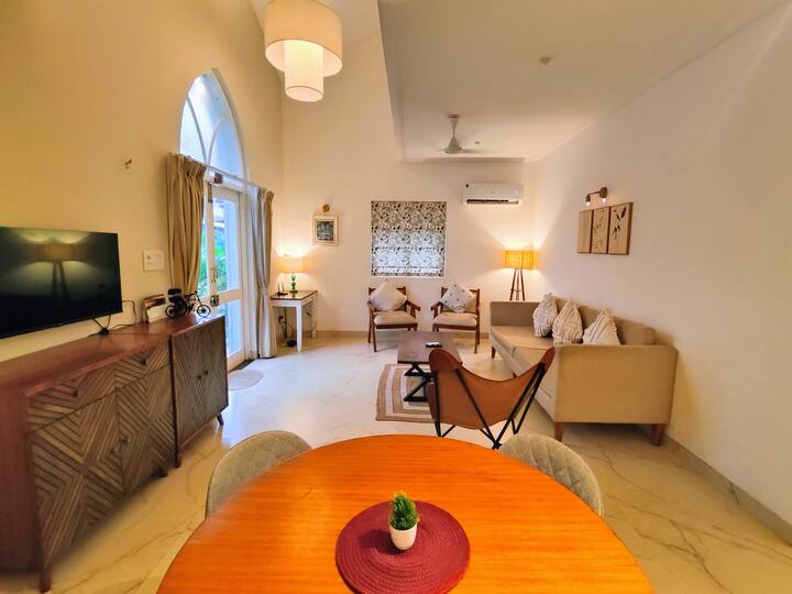 Living room image 4