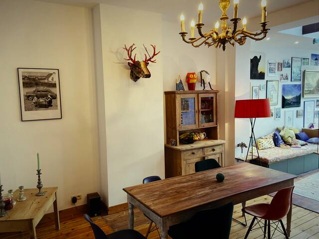 House, rooftop terrace & garden gallery image 3