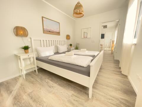 Modern holiday flat by the sea with balcony