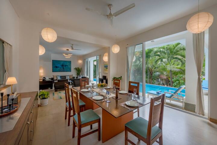 Dining area image 3