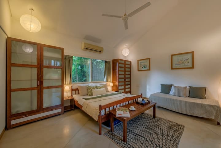 Bedroom 3 image 1