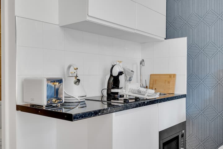 Urban Sanctuary: Elite Studio In The City - Central London