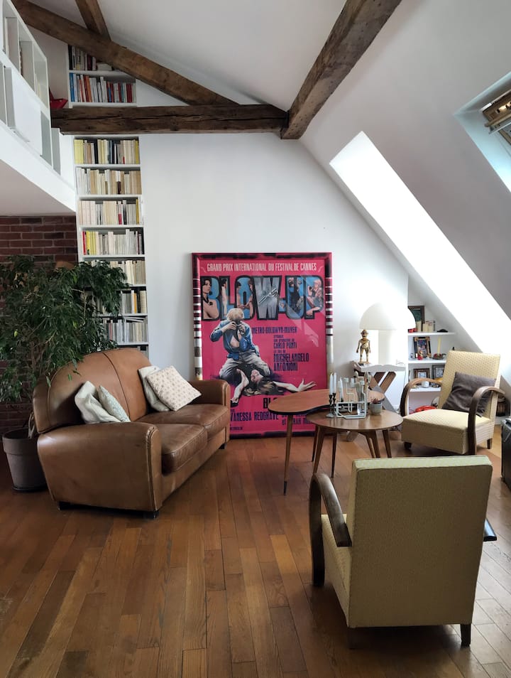 An artist's apartment in the heart of Paris.