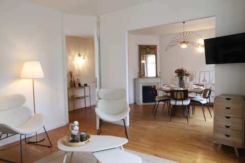 Propriété Airbnb réussie: Le Cérès - Center, Cathedral and air-conditioned à Marne