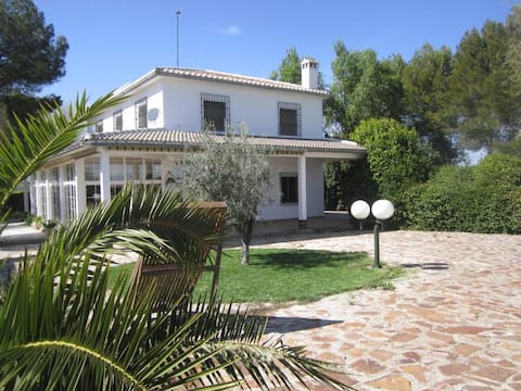 La Huerta Rural Estate House