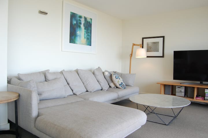 Front Row Apartment In Lorne - Lorne