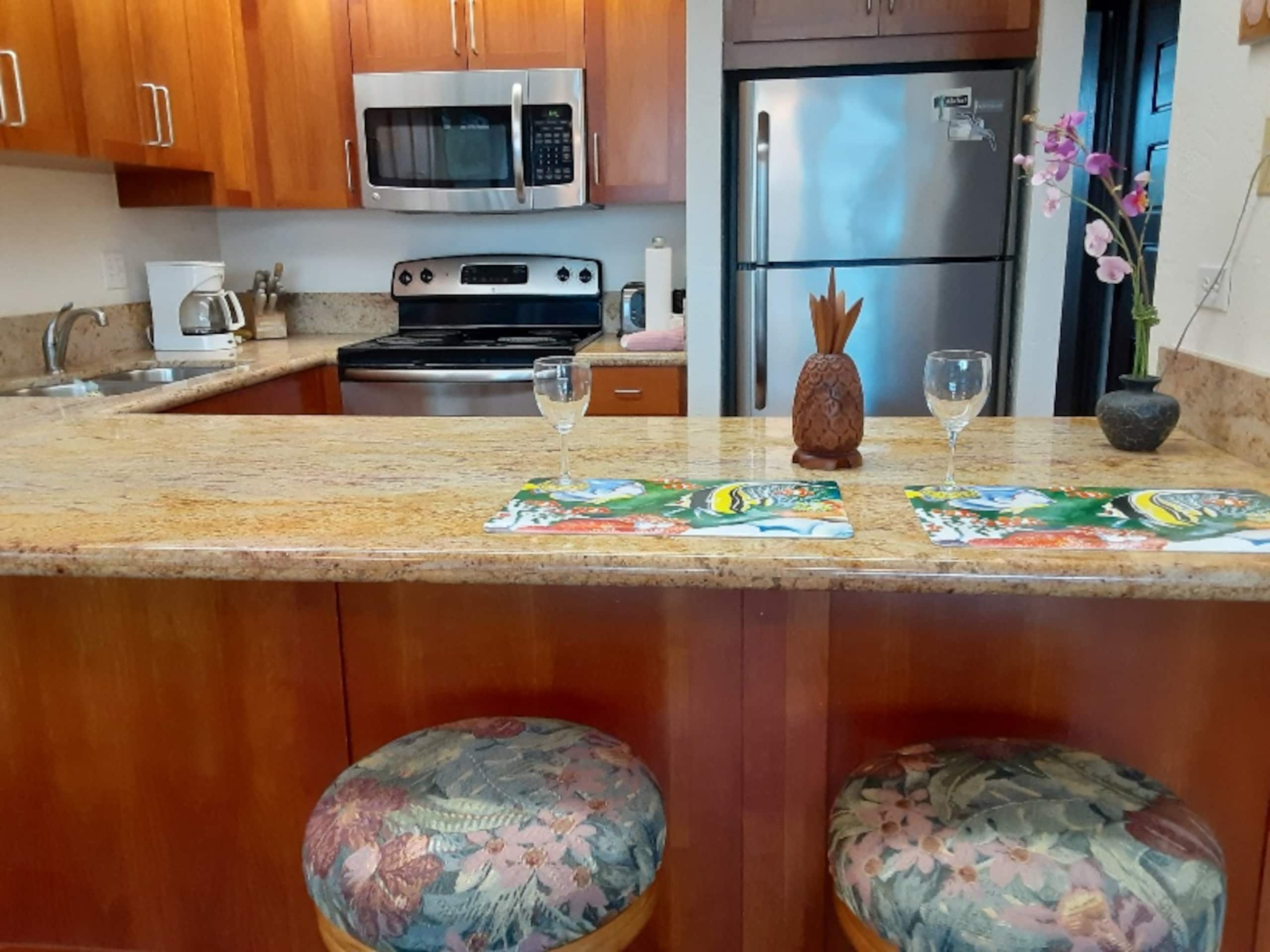Condo in Lahaina · ★4.86 · 1 bedroom · 1 bed · 1 bath - Image 4