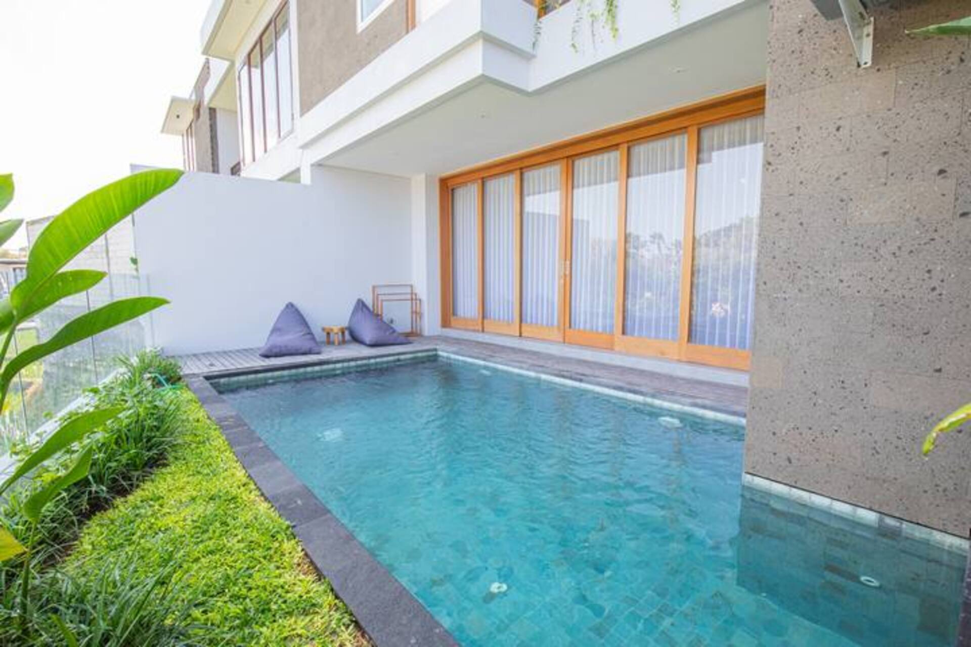Rice Field Sanctuary 2 Bedroom Private Villa in Canggu 2