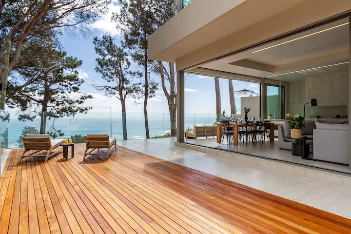 Modern 3 Bed Retreat In The Heart Of Camps Bay