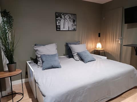 Top Airbnb: Apt Robec in C.H.U.R. / Place Saint Marc / Martainville / Croix De Pierre / Saint Nicaise