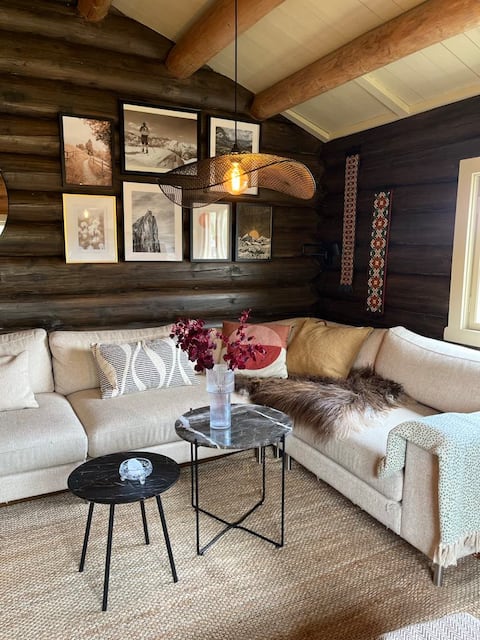 Log cabin with lovely views