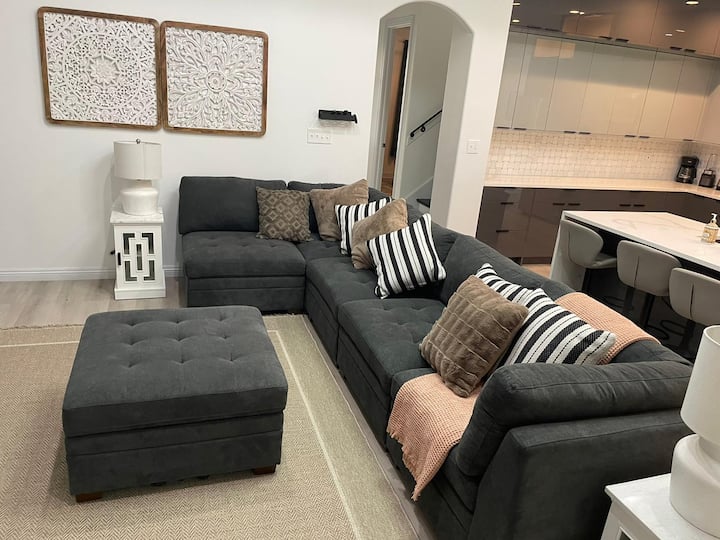 Newly Remodeled 5br Home W/ Ample Space Sleeps 20+ - Lakeland, TN