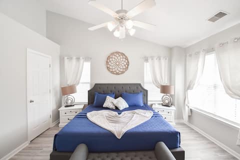 Waterfront Home by Marina w/Hot Tub & Sauna!