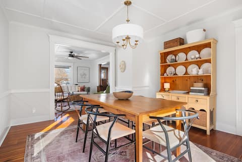 Walkable Glastonbury near Riverfront Park