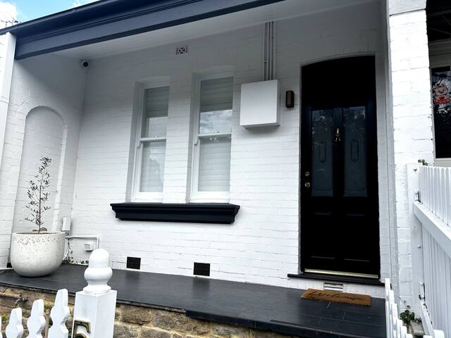 Charming Inner West terrace gallery image 2