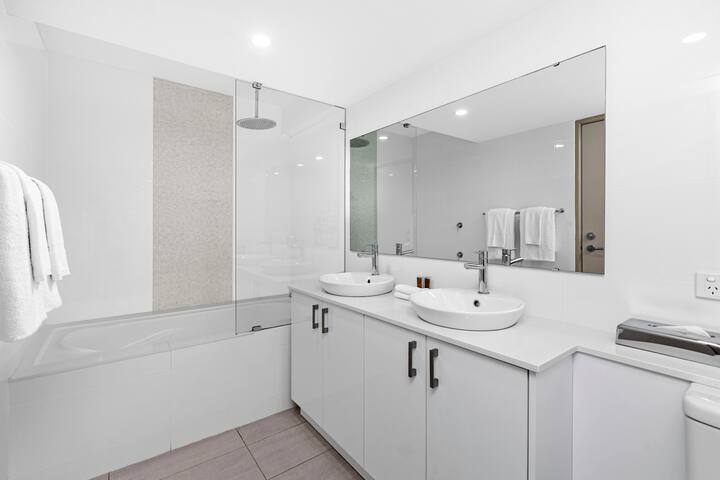 S107 – Sandcastles 3 Bedroom Apartment gallery image 4