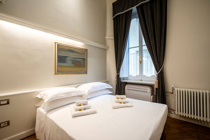 [Pontevecchio] Design e comfort in palazzo storico gallery image 4