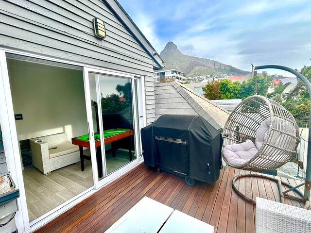 The Sea Breeze gallery image 2