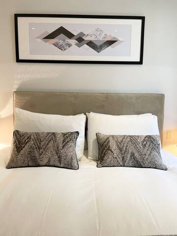 Chic 2 Bed Flat in Westminster gallery image 3