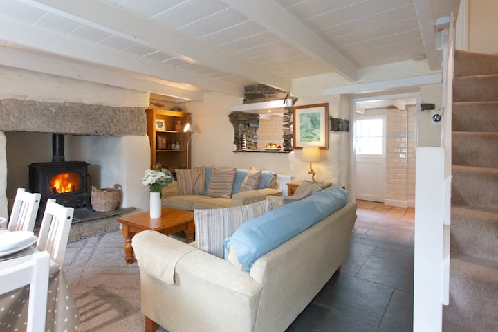 Fishermans Cottage By Porthleven & Lizard Holidays - Porthleven