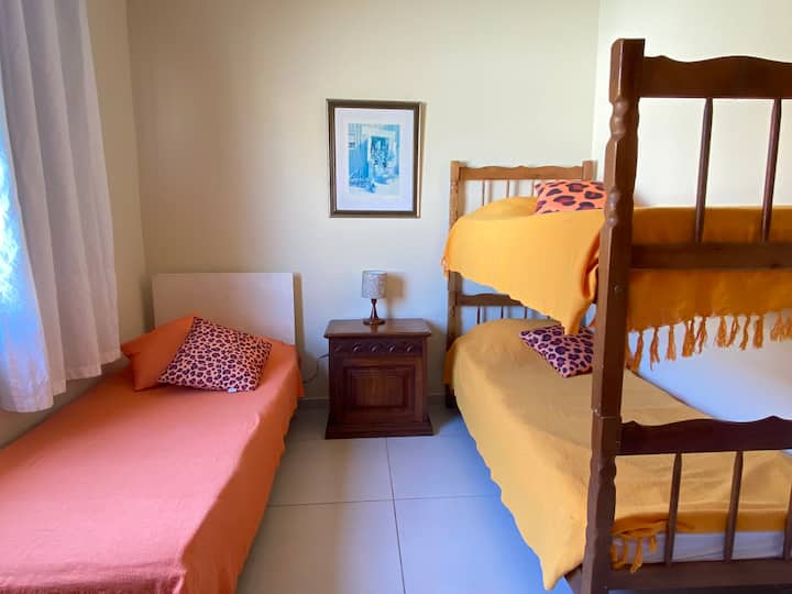 საძინებელი 4