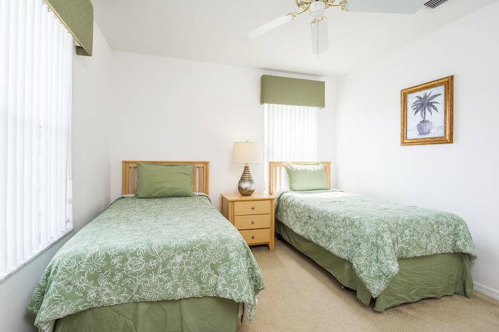 საძინებელი 4