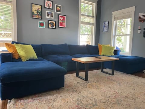 Successful Airbnb property: Downtown Selfcare Staycation in Thompson Hunter