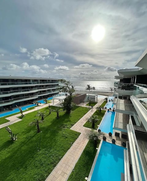 Elegant 2-bedroom Apartment @ Kololi Sands