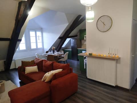 Annonce Airbnb populaire: La Cachette Cosy à Nevers