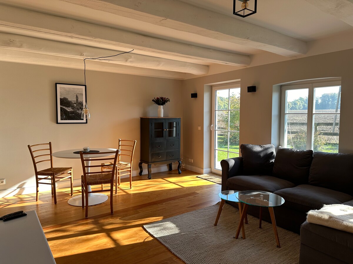 Top performing Airbnb: Fantastic thatched cottage for nature lovers in Lüneburg