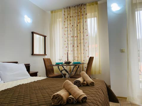 Studio Elegance with a unique view of Snezhanka