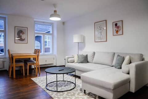 2 Bedrooms I Fast Wifi I Authentic Austrian