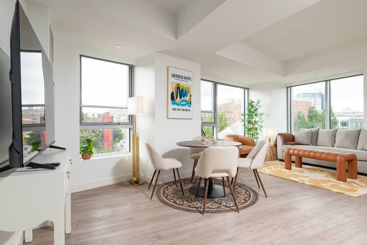 Central Serene Condo near MIT/Harvard w/King GYM gallery image 2