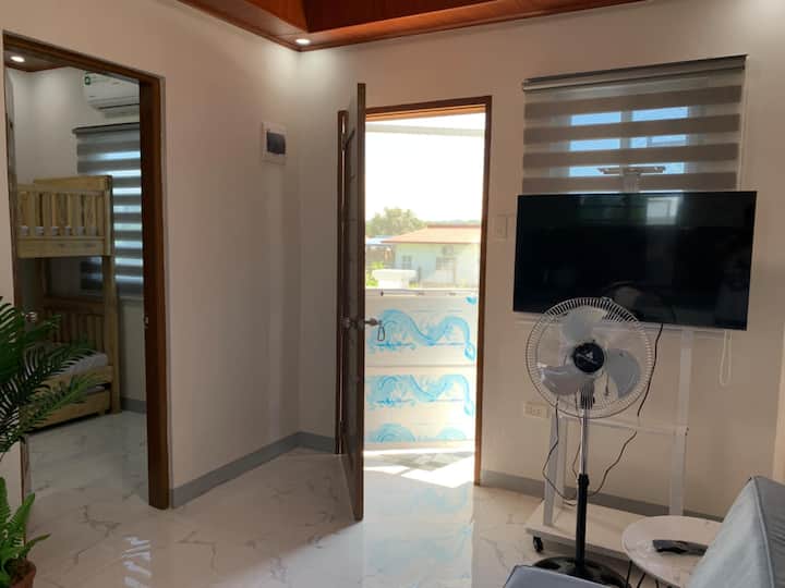 1a Bed Room Apartment In Alaminos City | 3-6 Pax | - Alaminos de Pangasinán