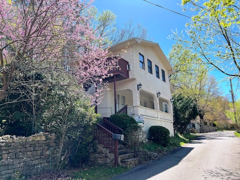 Eureka Downtown Suites