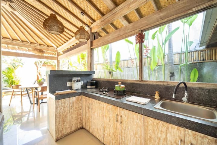 1br Private Villa W/ Pool Near Beach & Restaurant - Canggu