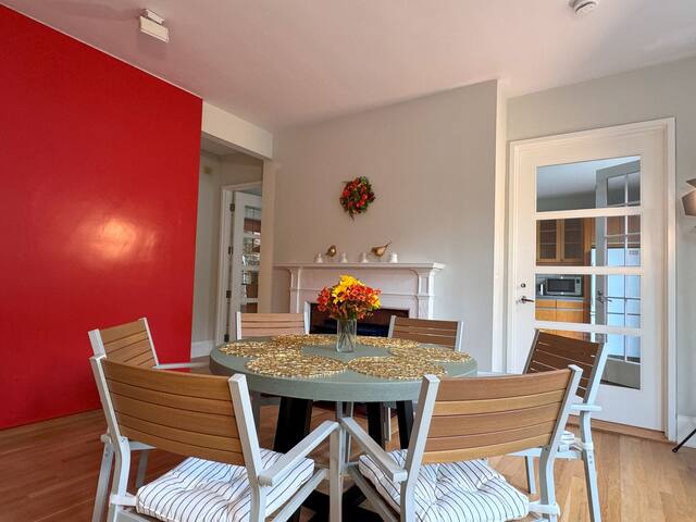 Harvard Sq 3BR House w/ parking gallery image 4
