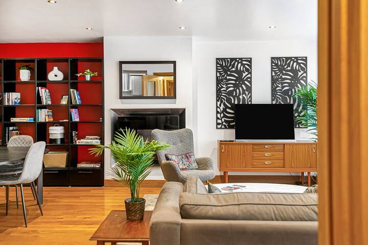 Stylish Home | Next To Paddington Station gallery image 4