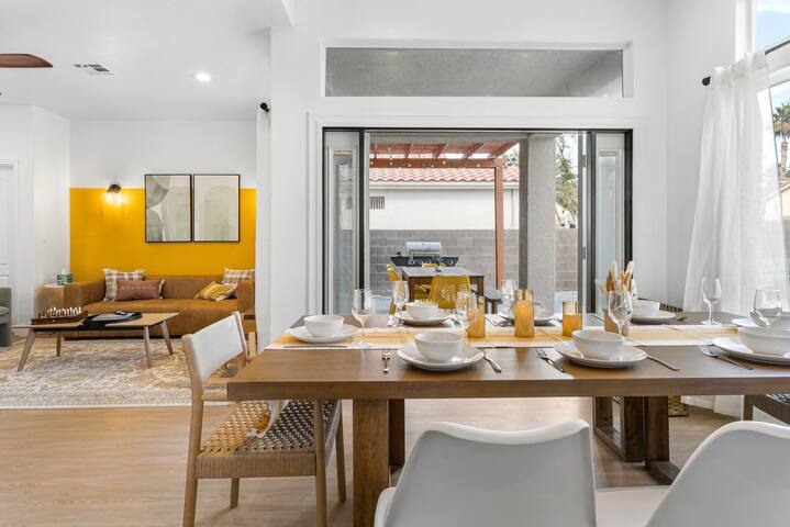 Vegas Getaway w/ Pool, Hot Tub, BBQ & Game Room! gallery image 5