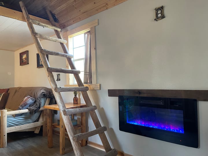 Cozy Cabin - Kalispell, MT