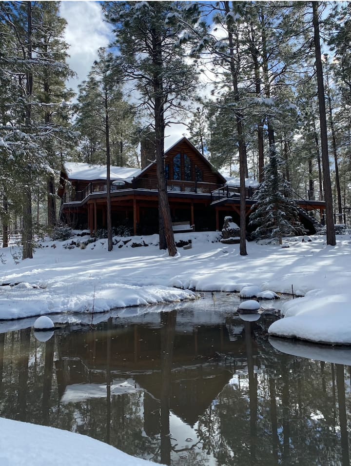 Lake View: Cozy Cabin Retreat