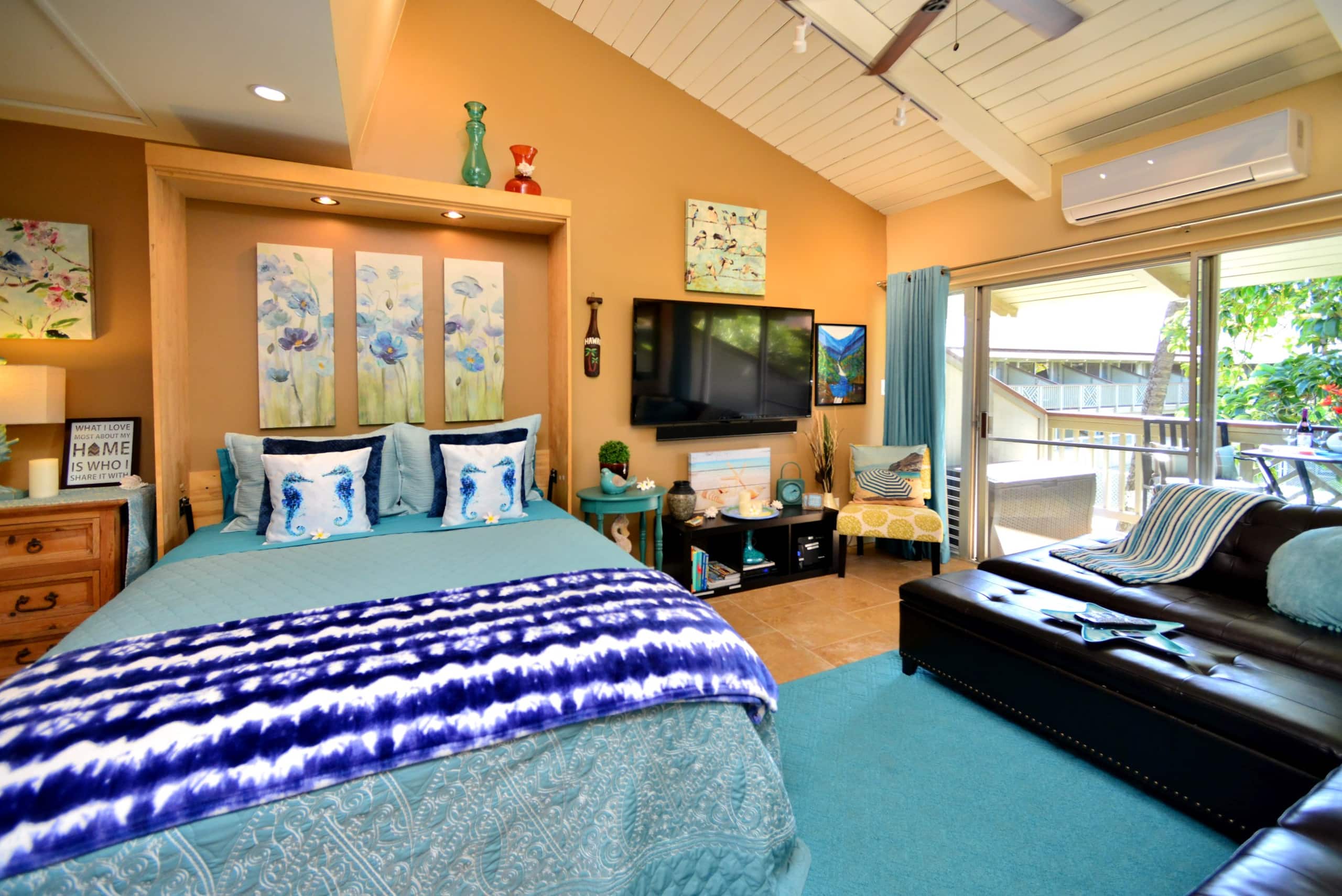 Condo in Kihei · ★4.95 · Studio · 1 bed · 1 bath - Image 16