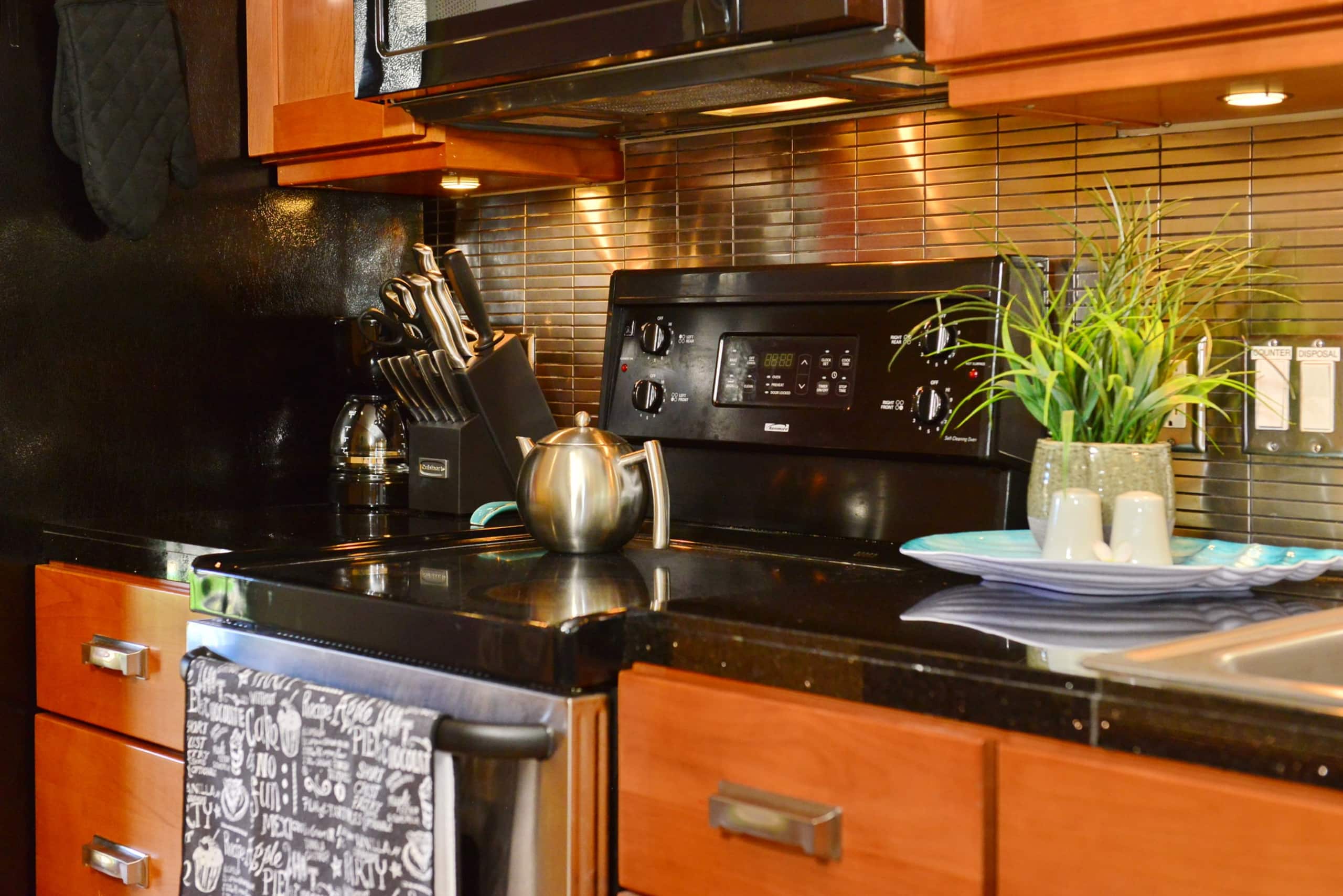 Condo in Kihei · ★4.95 · Studio · 1 bed · 1 bath - Image 5