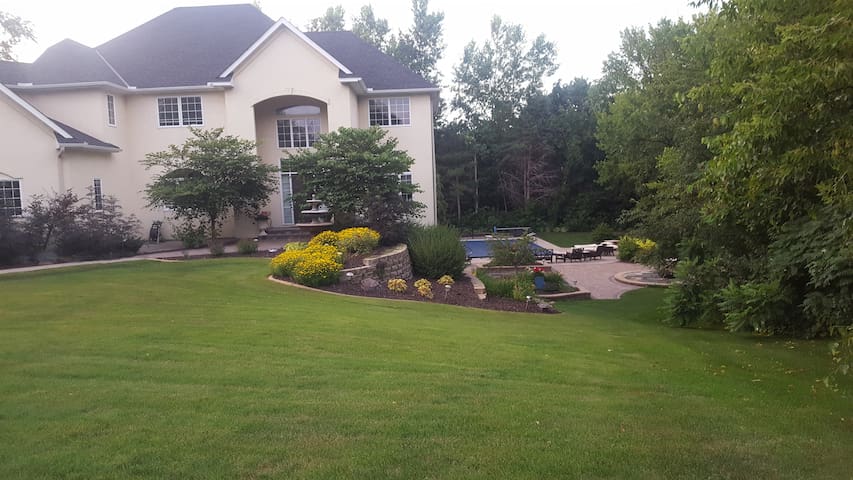 “Serenity” A Luxurious Retreat