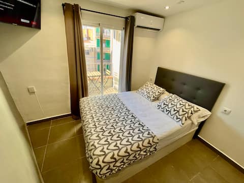 1 New apartment next to the BCN metro station 322