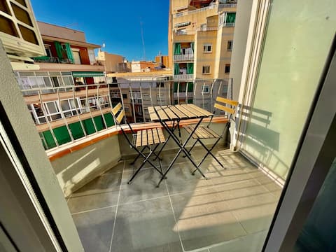 1 New apartment next to the BCN metro station 322